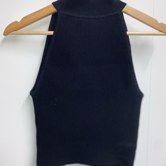 Babaton - Sculpt knit criss cross cropped top - Picture 3 of 4